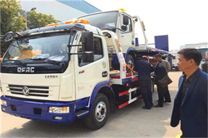 夷陵汽车道路救援拖车价格